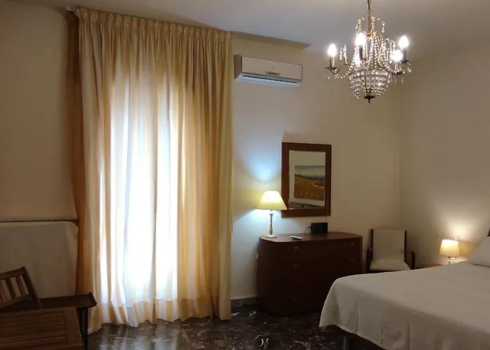 Hotel San Nicola , Santa Claus Bari